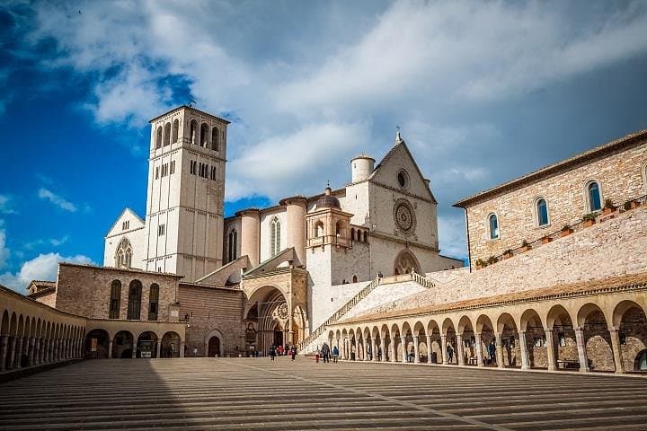Assisi and Orvieto from Rome: Enjoy a Full-Day Small-Group Tour