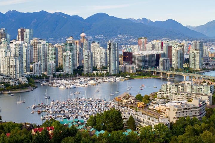 Vancouver City Finest Private Tour