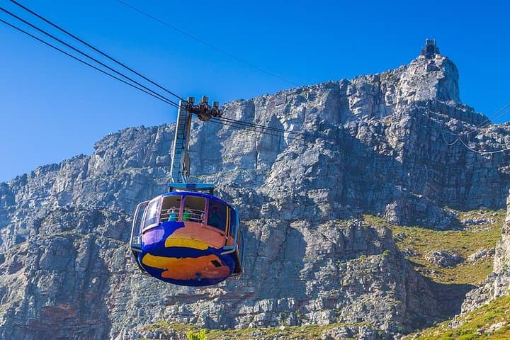 Cape Town Private Tour: Table Mountain Car & Cape Point Penguins