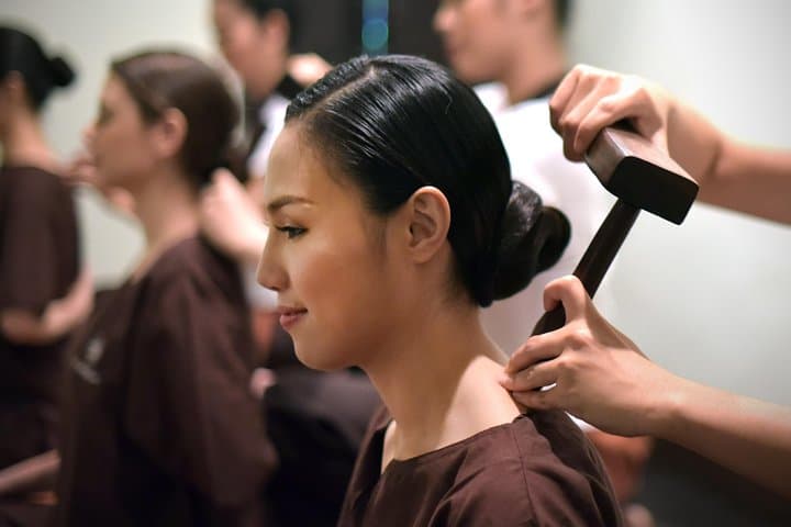 Tok Sen Massage at Fah Lanna Spa in Chiang Mai