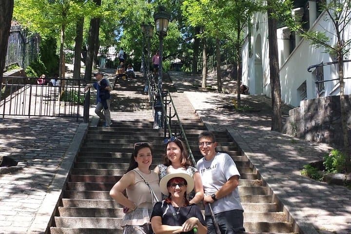 1st Day in Paris Discovery Private Tour: 'How-to' Orientation & Sightseeing Fun!