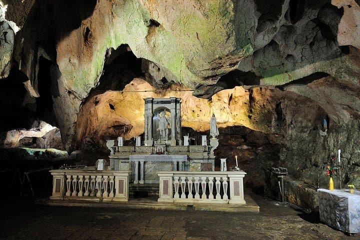 Monte Sant Angelo tour: an amazing spiritual Sanctuary of Archangel St. Michael 
