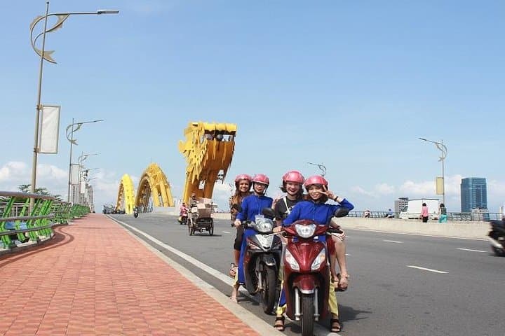 Da Nang Fully Local Experience with Friendly Females Riders