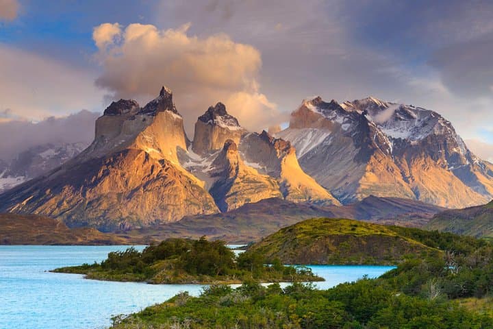 4-Days Trip to Puerto Natales & Torres del Paine National Park
