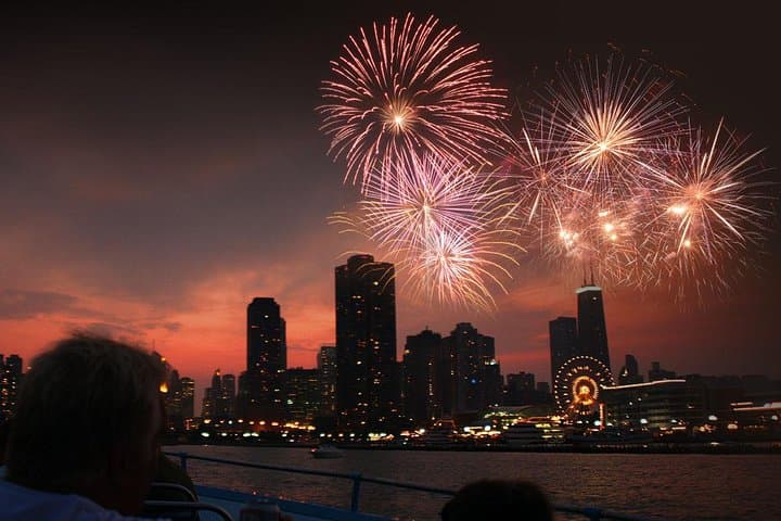 Chicago 3D Fireworks Cruise 