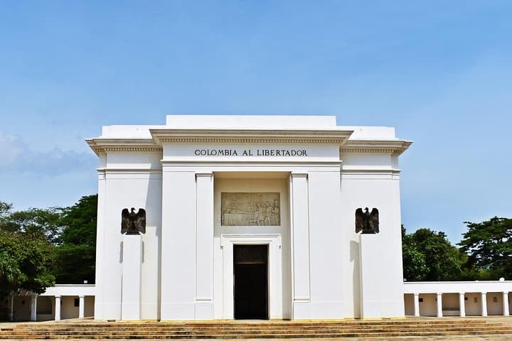 Explore Santa Marta’s History, Museums and Architecture in 4 hours