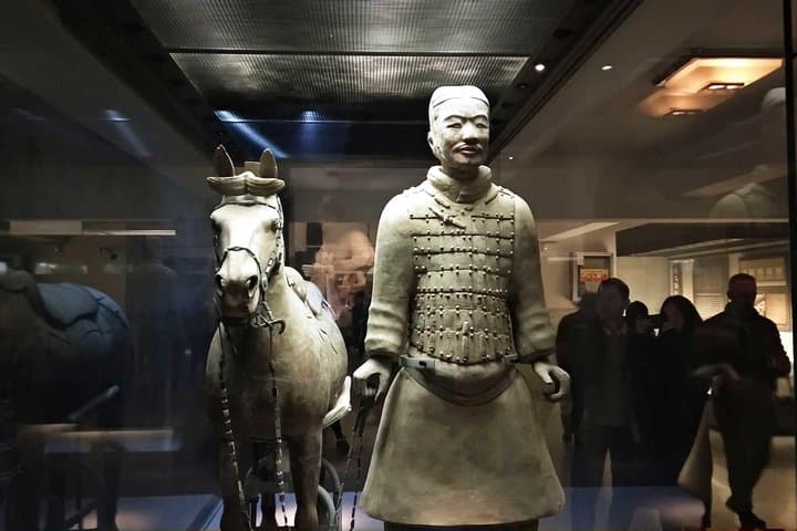 Xi'an Highlights Day Tour: Terracotta Warriors and City Sightseeing