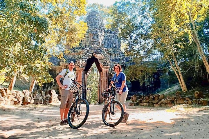 Bike to Angkor Wat, Ta Prohm, Angkor Thom & Banteay Kdei 