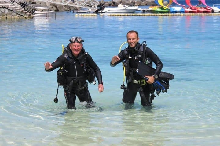 Discover Scuba diving in Gran Canaria with Hotel Pick-up