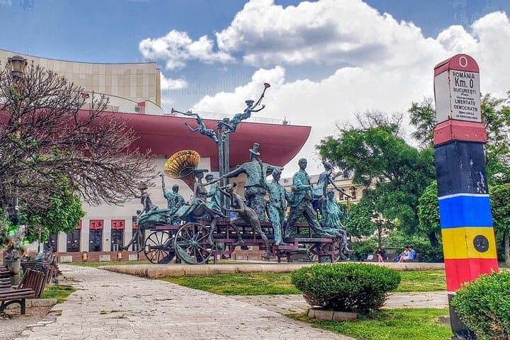 Bucharest Past and Present - Step by Step Walking Tour