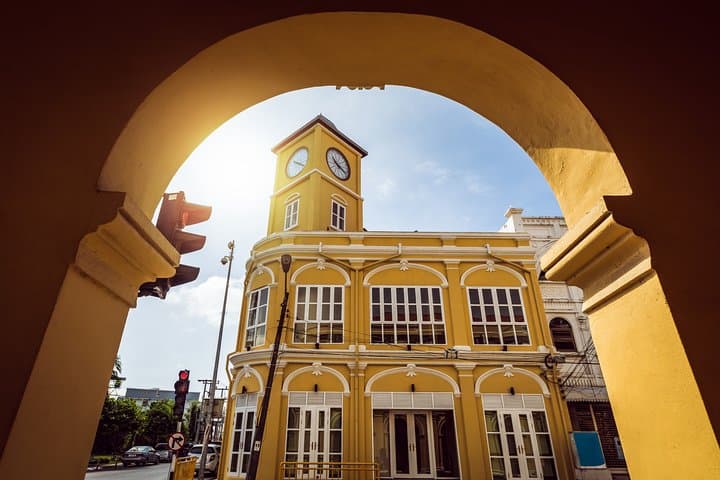 Private Tour: Phuket Introduction City Sightseeing Tour
