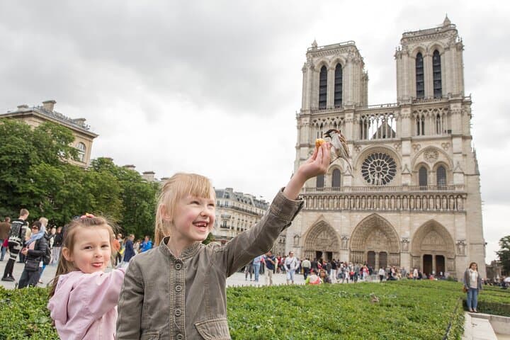 Paris Private Family Tour - Highlights & the Best Museum for Kids