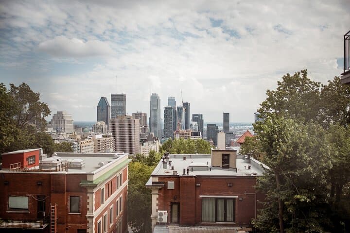 Montreal Highlights & Hidden Gems: Private Tour with a Local