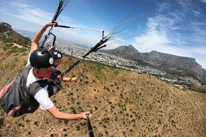 Private Exclusive Tandem Paragliding Experience in Cape Town