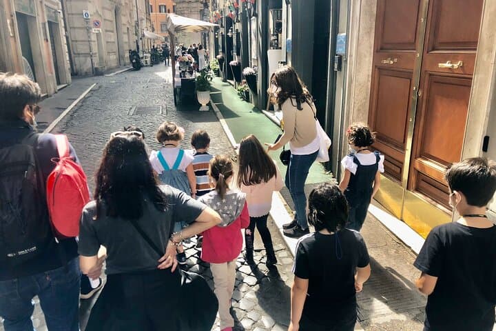 Games & Treasures Hunts Tour in Rome