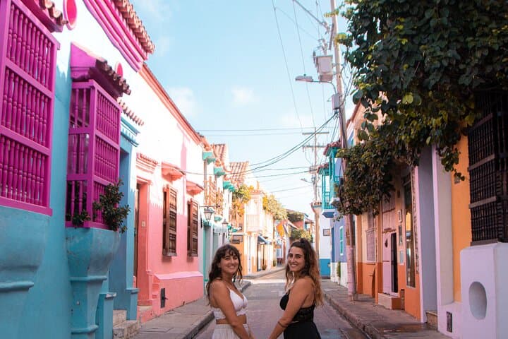 Private Walking Tour in Walled City and Getsemani Cartagena