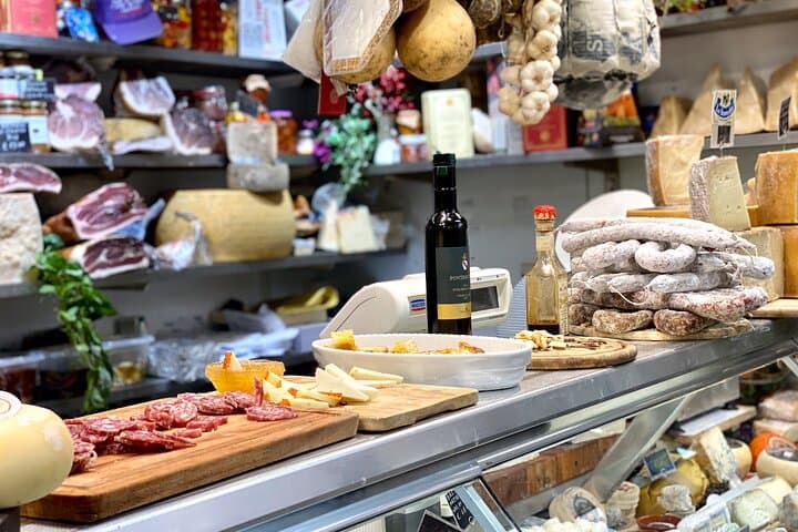 Tasty Florence Street Food with Guided Walking of the City