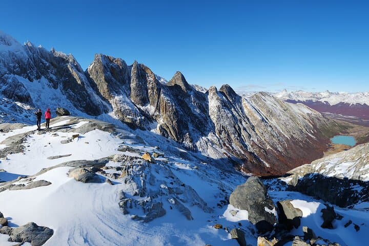 Small Group Guided Trek Tour to Ojo del Albino Glacier