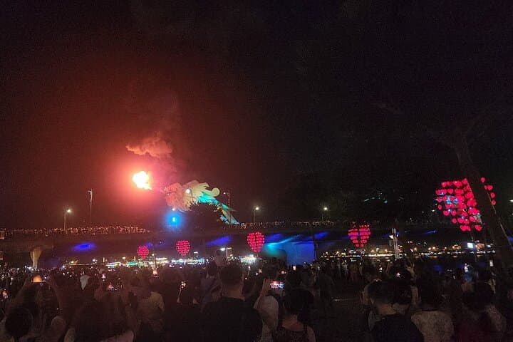 Da Nang Nightlife Tour with Dinner & Dragon Fire Show at Weekend