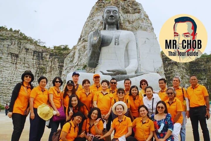 Thai PRIVATE Tour Guide