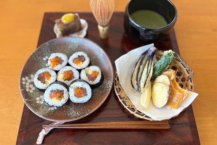 Hokkaido Cooking Experience: Sushi Rolls, Tempura & Matcha