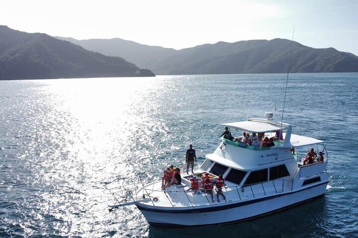Six beaches of Santa Marta by yacht