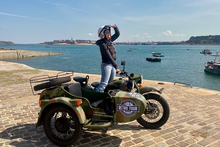 Saint Malo and Cancale by coast EN sidecar (half day)
