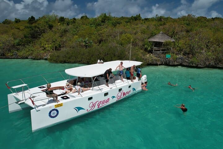 Cataspeed 5 Islands full day Trip with BBQ Lunch & drinks.
