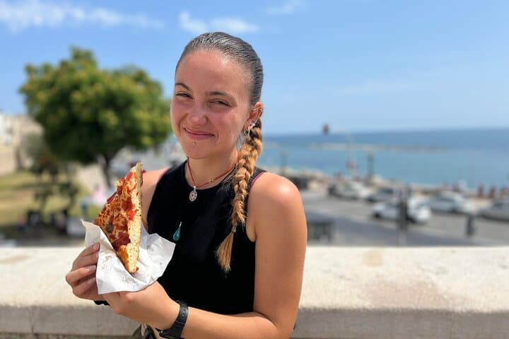 Bari: Street Food Walking Tour with a Local Guide