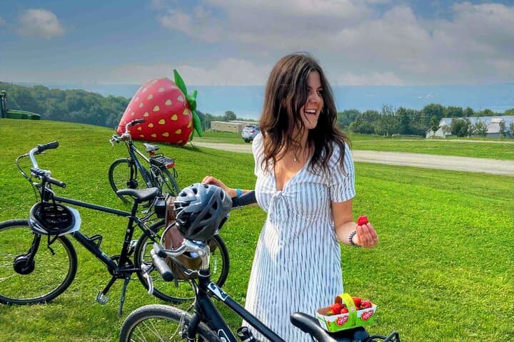 Quebec City - Electric Bike Rental on Ile d'Orléans