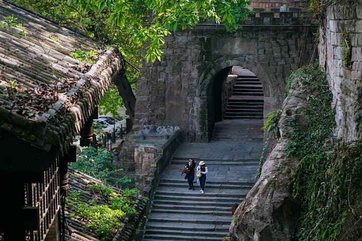 Chongqing Walking Tour: Shancheng Alley or Huangge Ancient Road