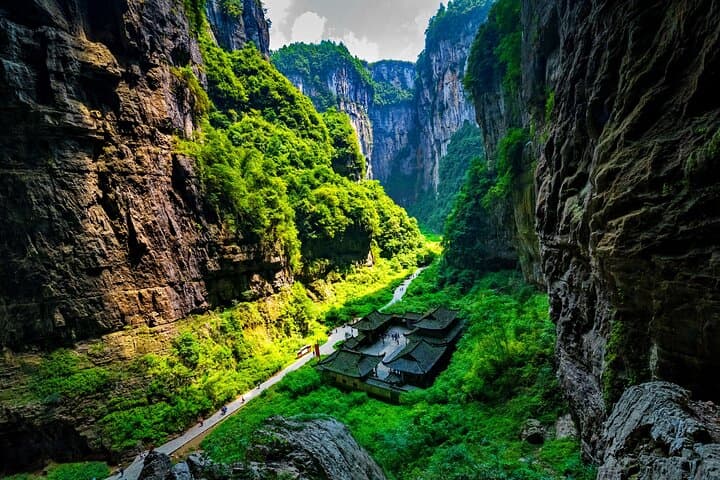 1 Day Private tour to Chongqing Wulong National Geology Park
