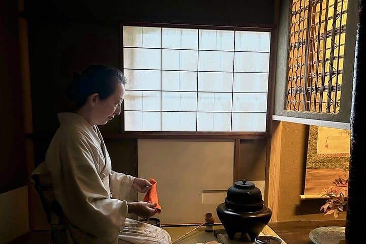 Kyoto Private Tea Ceremony with Tea Master at Home