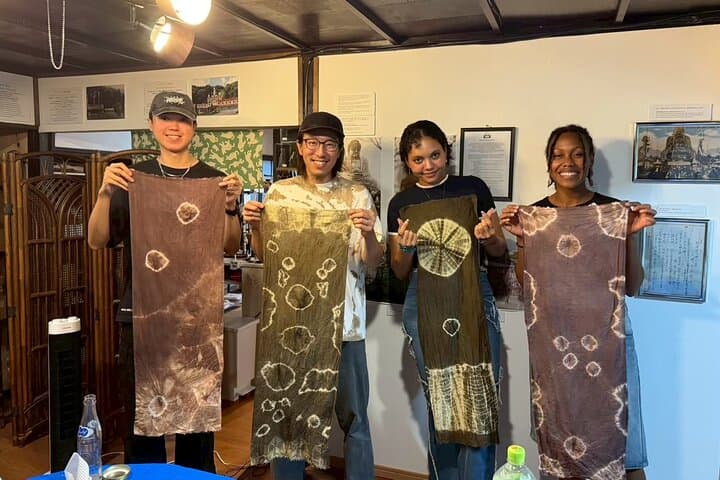 Hot Spring Dyeing Workshop in Beppu