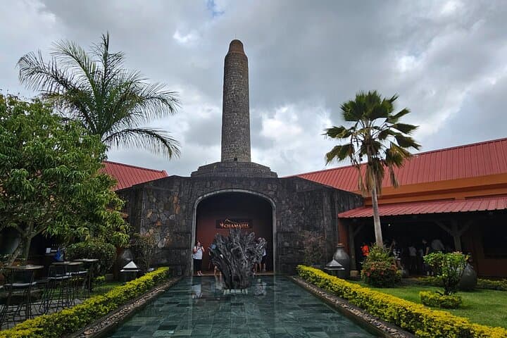 Private and Guided Tour of Mauritius South