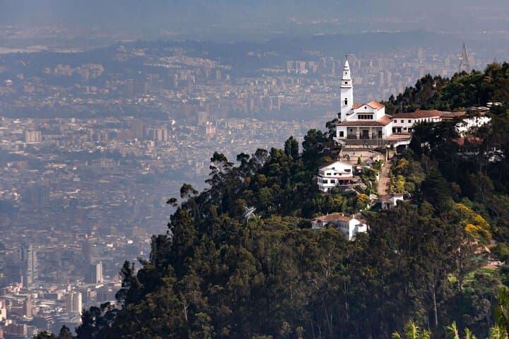 Bogotá and Monserrate their History and Culture. With Guide