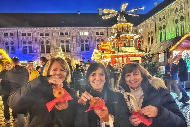 Original Munich Christmas Market Tour with Festive Wine and Food