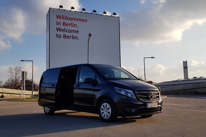 Private 2-Hour Sightseeing Tour in Berlin