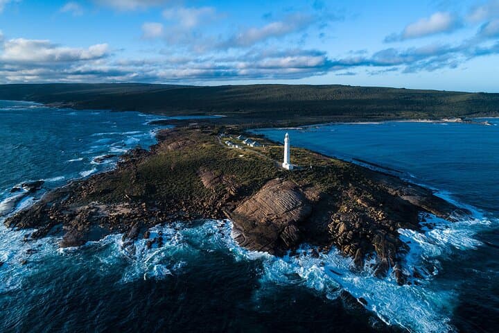Margaret River, Caves, Wine and Cape Leeuwin Lighthouse Tour from Perth