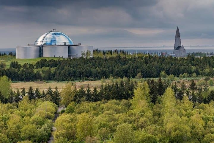 Reykjavik Sightseeing Tour