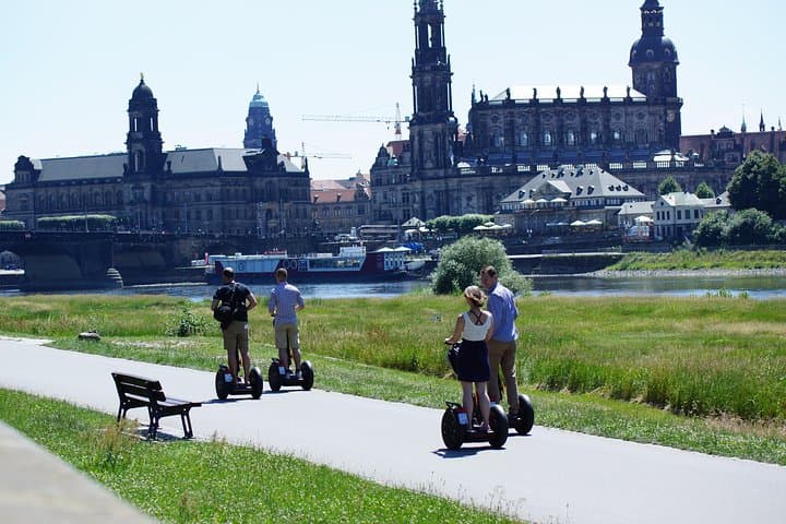 2 hours Segway Elbe Mini Tour