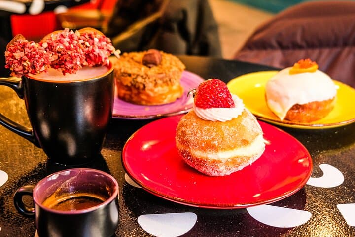 Delicious Donuts in Union Square: New York's Sweetest City Tour