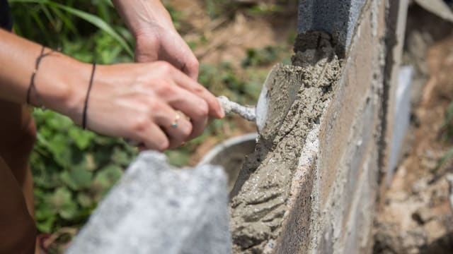 Volunteer Construction in Thailand