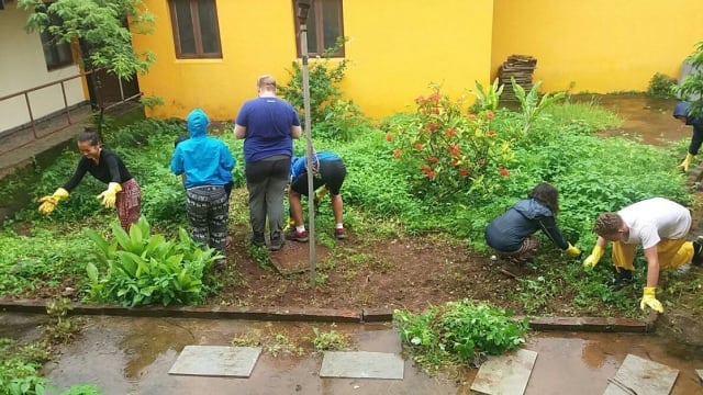 Volunteer Construction in Goa, India