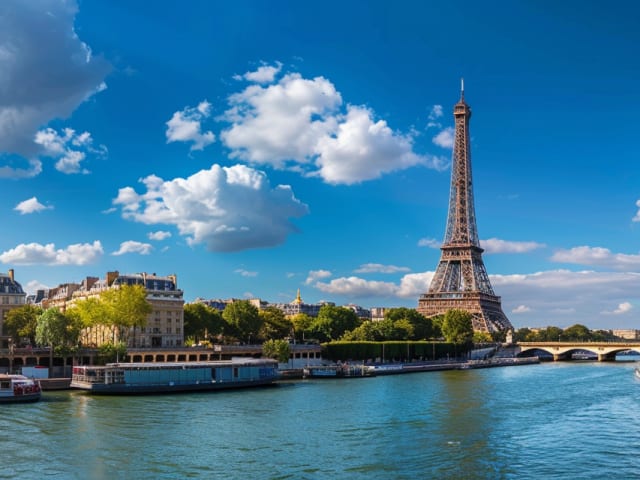 Paris Travel Guide | Friends Trip in Summer 2025