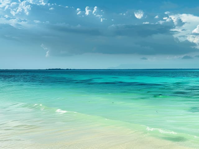 Zanzibar Travel Guide | Solo