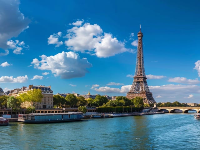 Paris Travel Guide | Friends Trip in Summer 2025